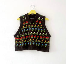 Load image into Gallery viewer, Brown Flower Vest
