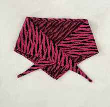 Load image into Gallery viewer, Cotton Triangle Scarves - MTO
