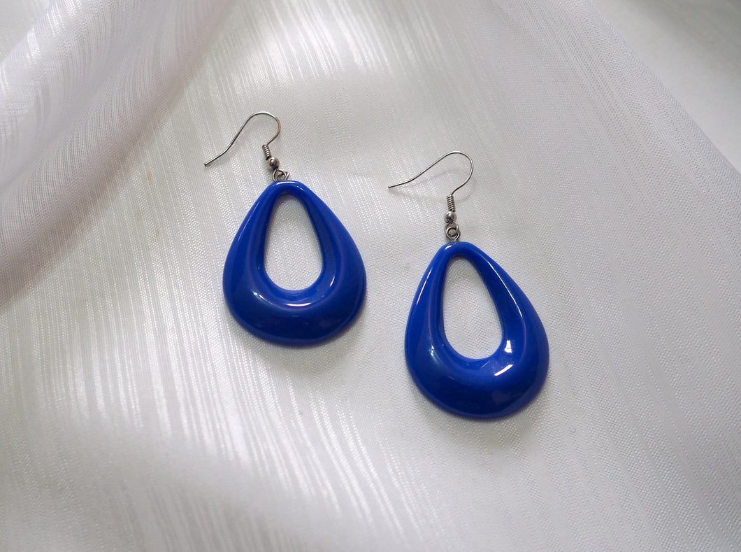 Vintage Blue Oval Dangle Earrings