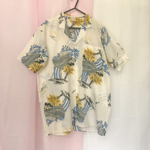 Load image into Gallery viewer, Vintage Size M White Hawaiian Shirt

